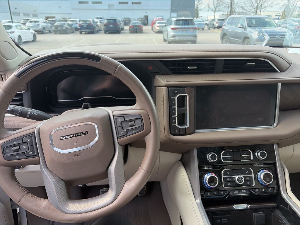 2023 GMC Yukon XL Denali