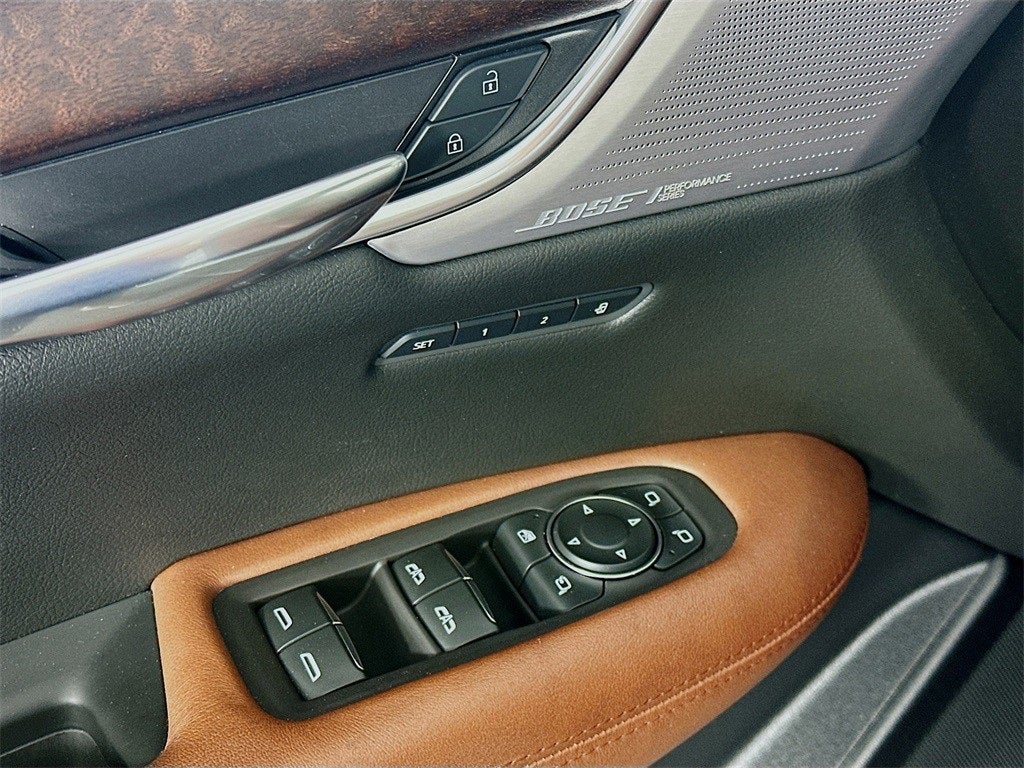 2020 Cadillac XT5 Premium Luxury