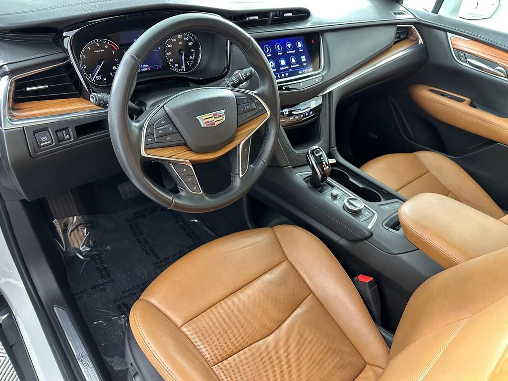2020 Cadillac XT5 Premium Luxury