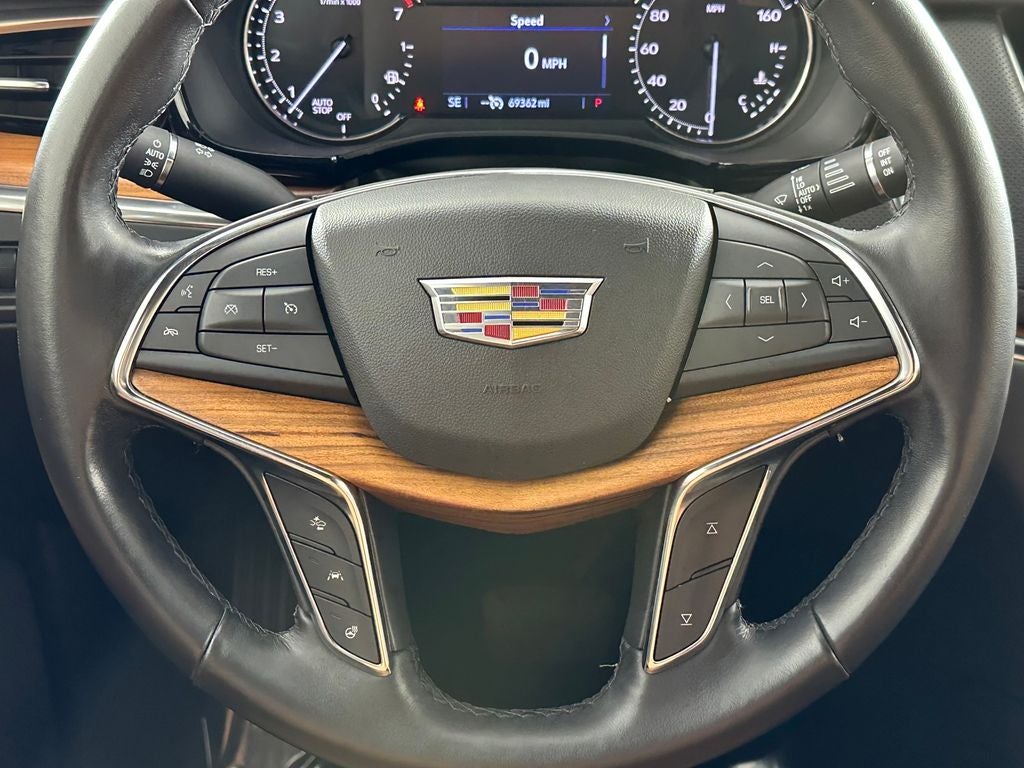 2020 Cadillac XT5 Premium Luxury