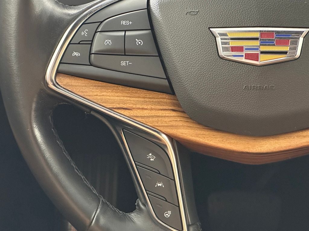 2020 Cadillac XT5 Premium Luxury