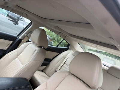2023 Nissan Maxima Platinum