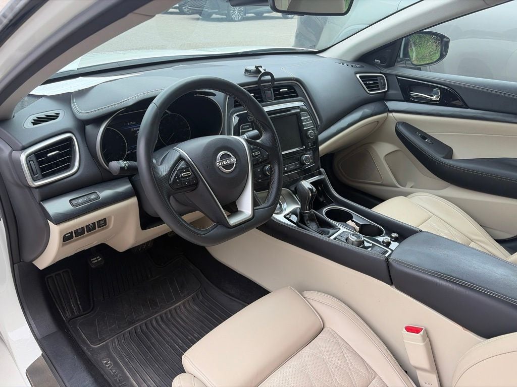 2023 Nissan Maxima Platinum