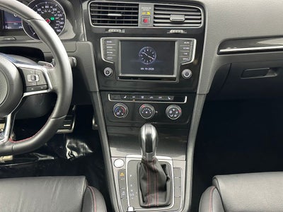 2017 Volkswagen Golf GTI SE