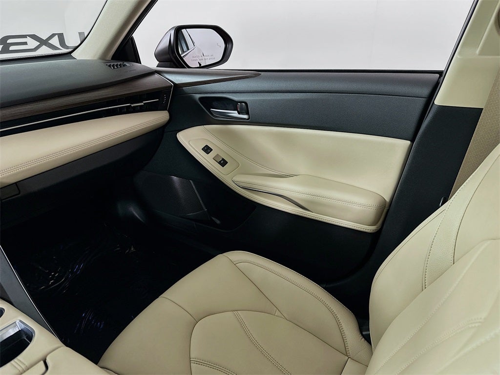 2019 Toyota Avalon XLE