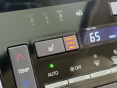 2019 Toyota Avalon XLE