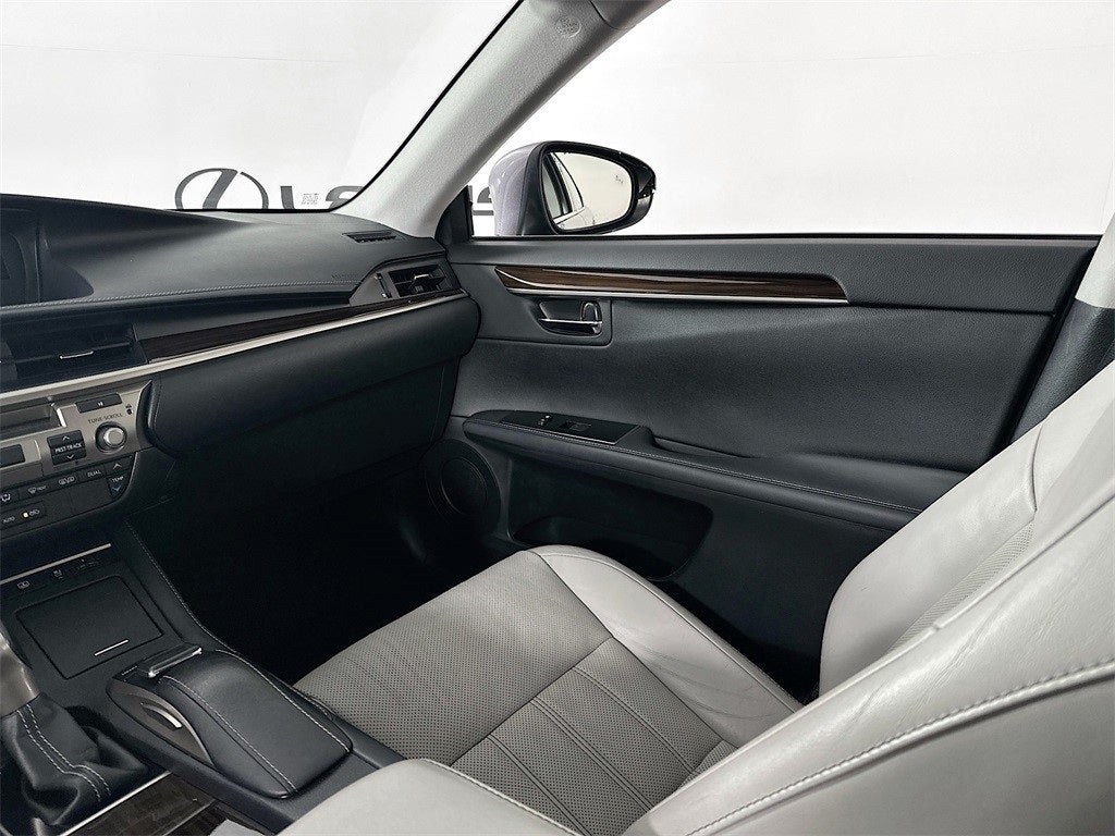 2016 Lexus ES 350