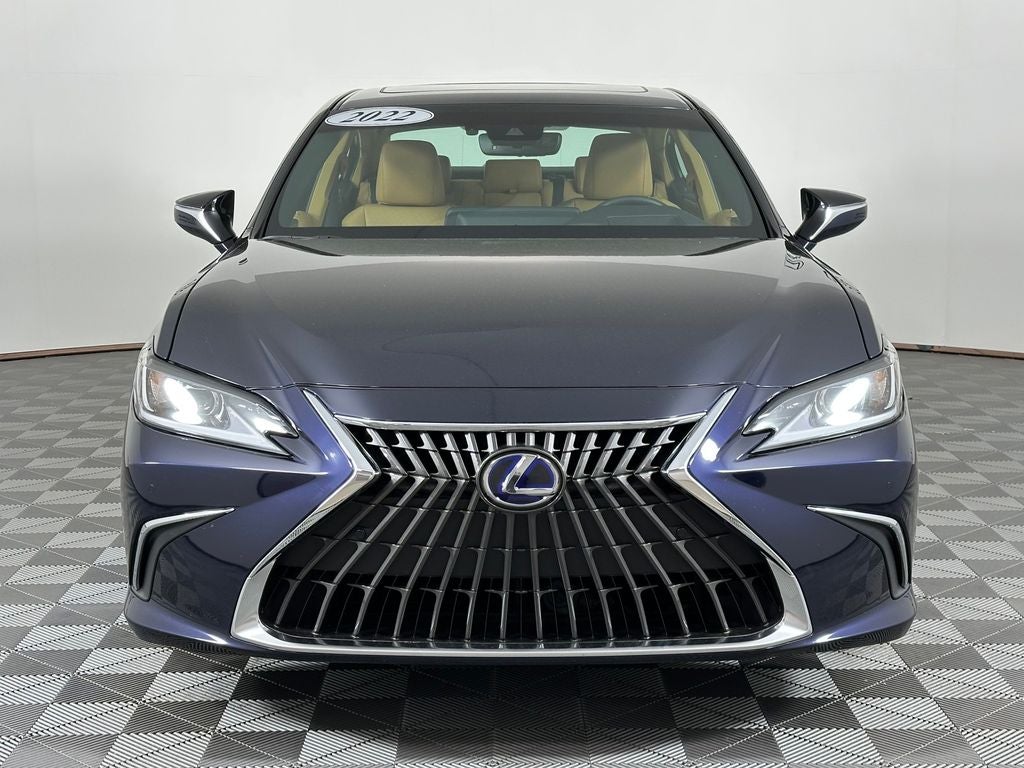 2022 Lexus ES 300h Premium