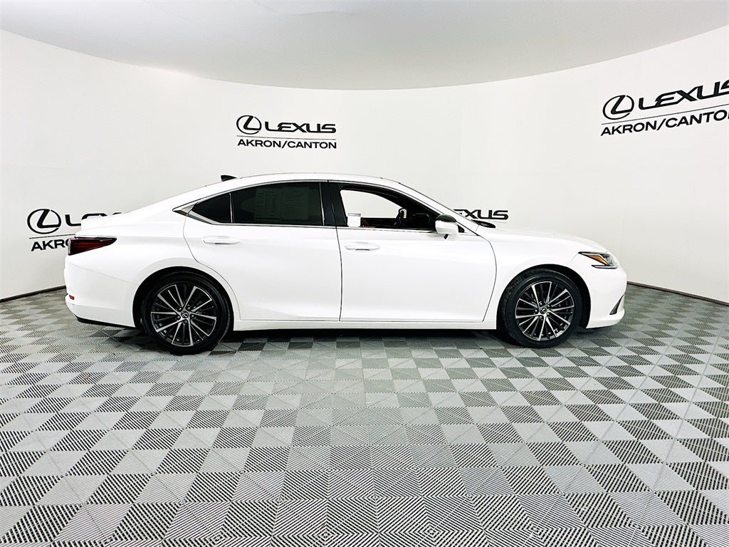 2022 Lexus ES 350
