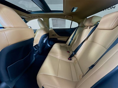 2022 Lexus ES 350