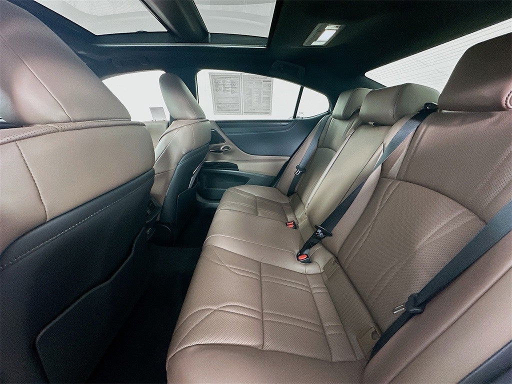2025 Lexus ES 350 Luxury