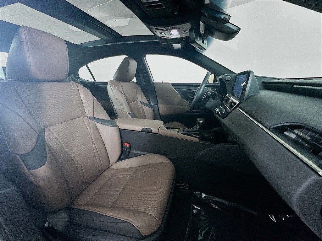 2025 Lexus ES 350 Luxury