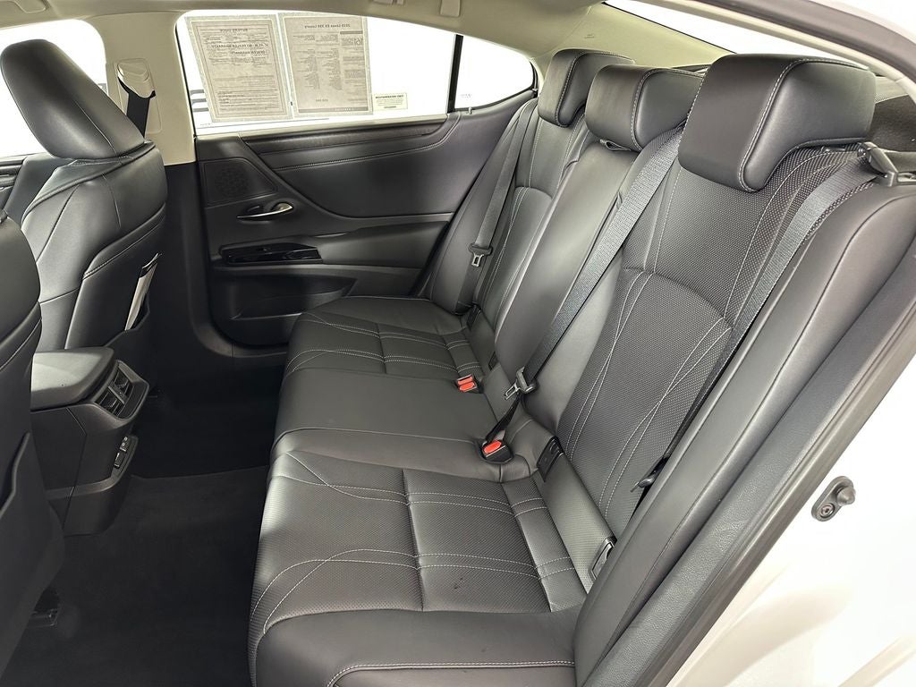 2025 Lexus ES 350 Luxury
