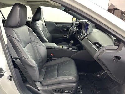 2025 Lexus ES 350 Luxury