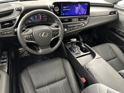 2025 Lexus ES 350 Luxury