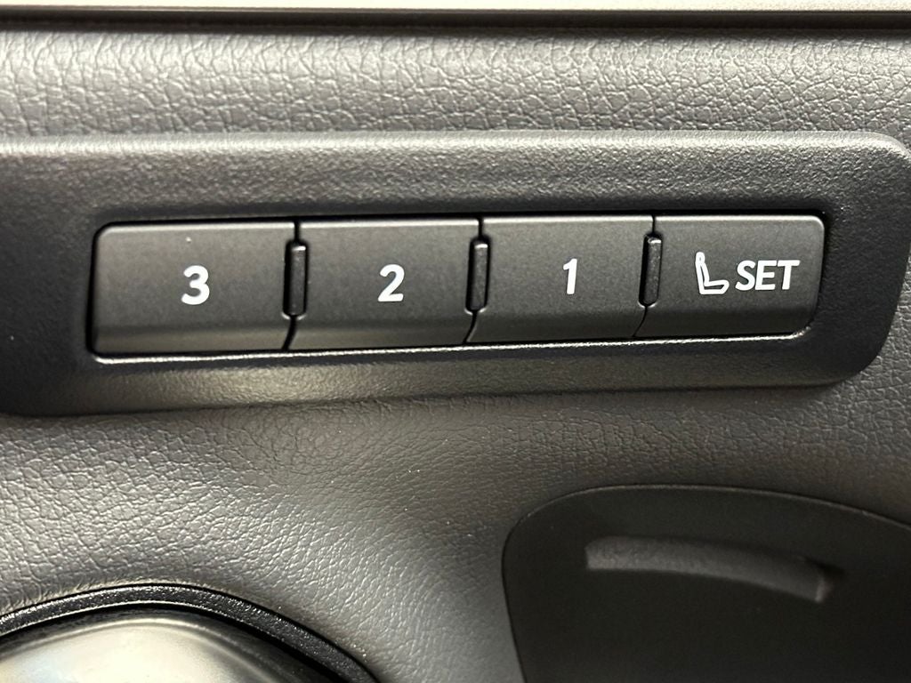 2025 Lexus ES 350 Luxury