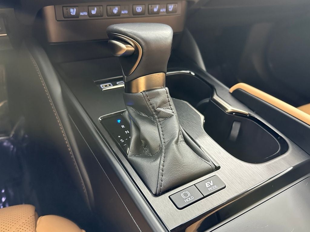 2024 Lexus ES 300h Ultra Luxury