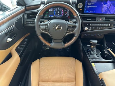 2024 Lexus ES 300h Ultra Luxury