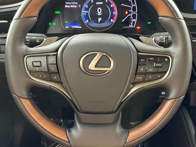 2024 Lexus ES 300h Ultra Luxury