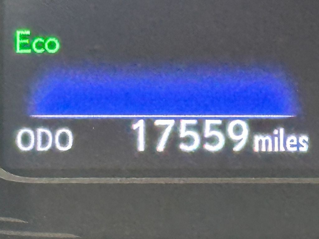 2024 Lexus ES 300h Ultra Luxury