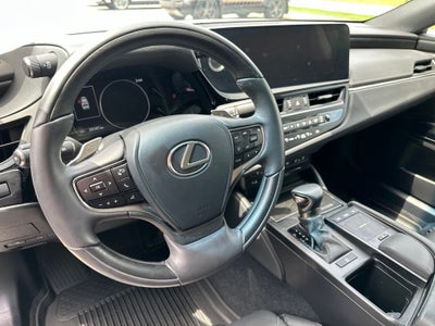2022 Lexus ES 350 Ultra Luxury