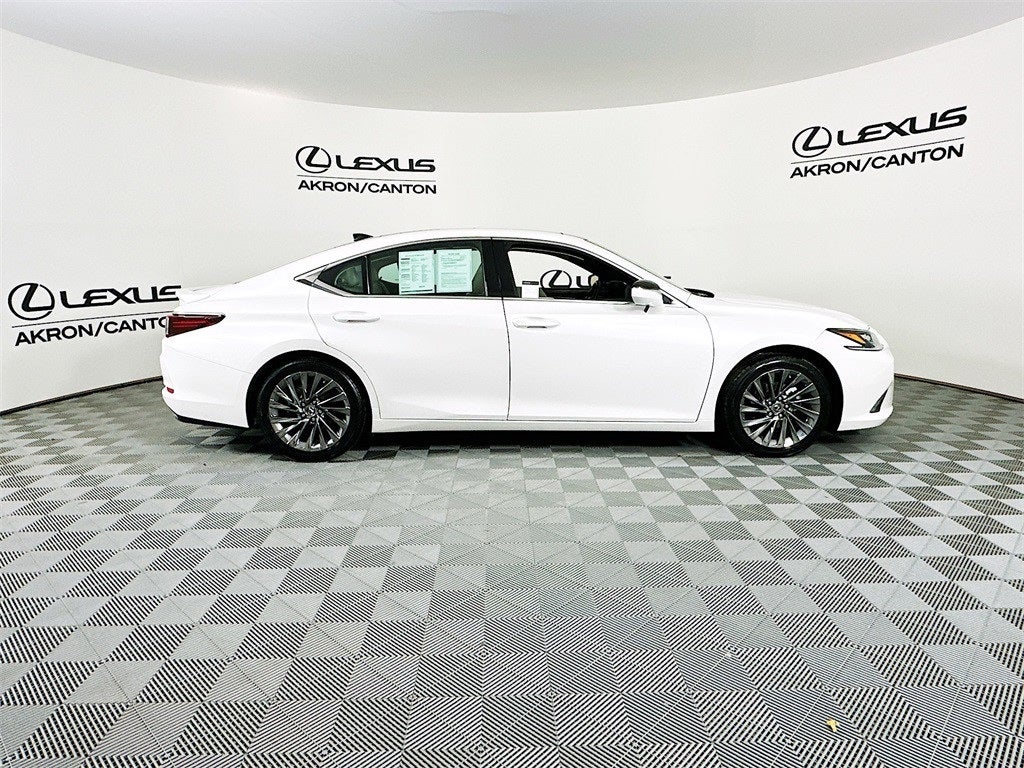 2024 Lexus ES 350 Ultra Luxury