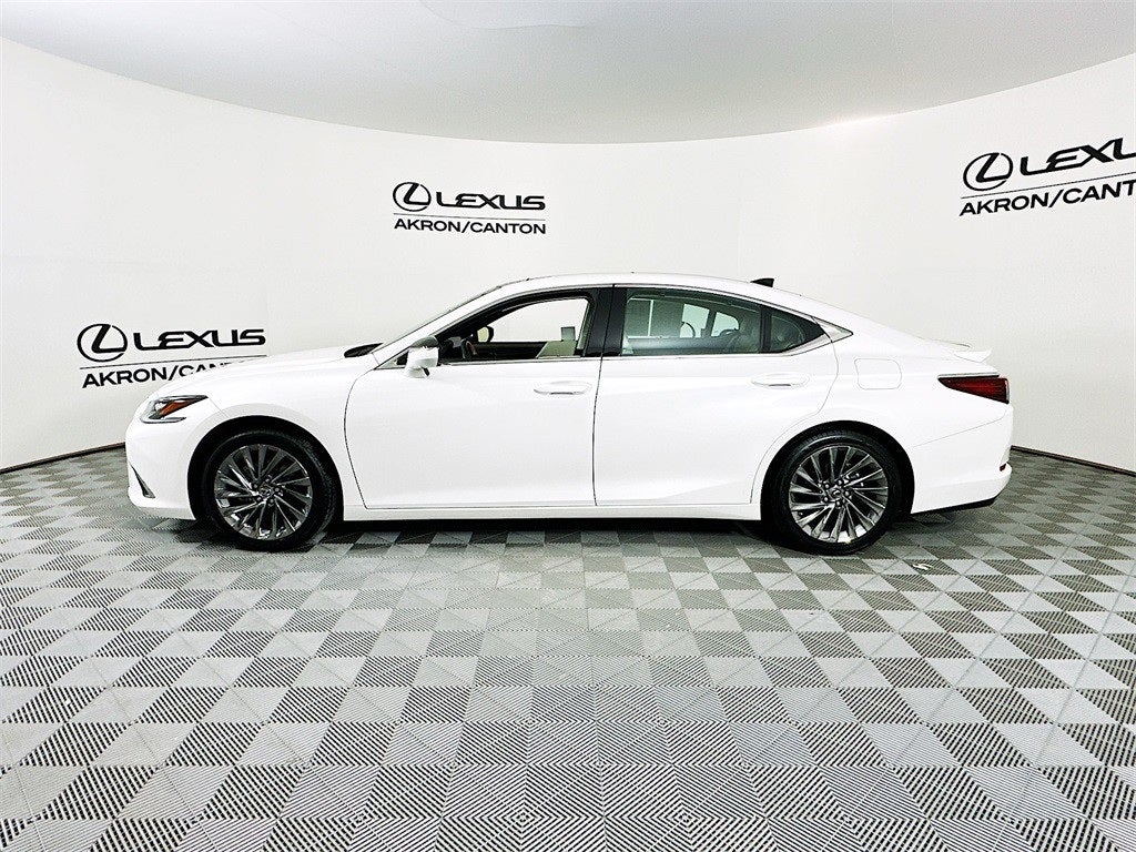 2024 Lexus ES 350 Ultra Luxury