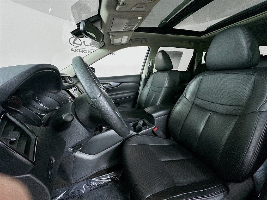 2020 Nissan Rogue SL