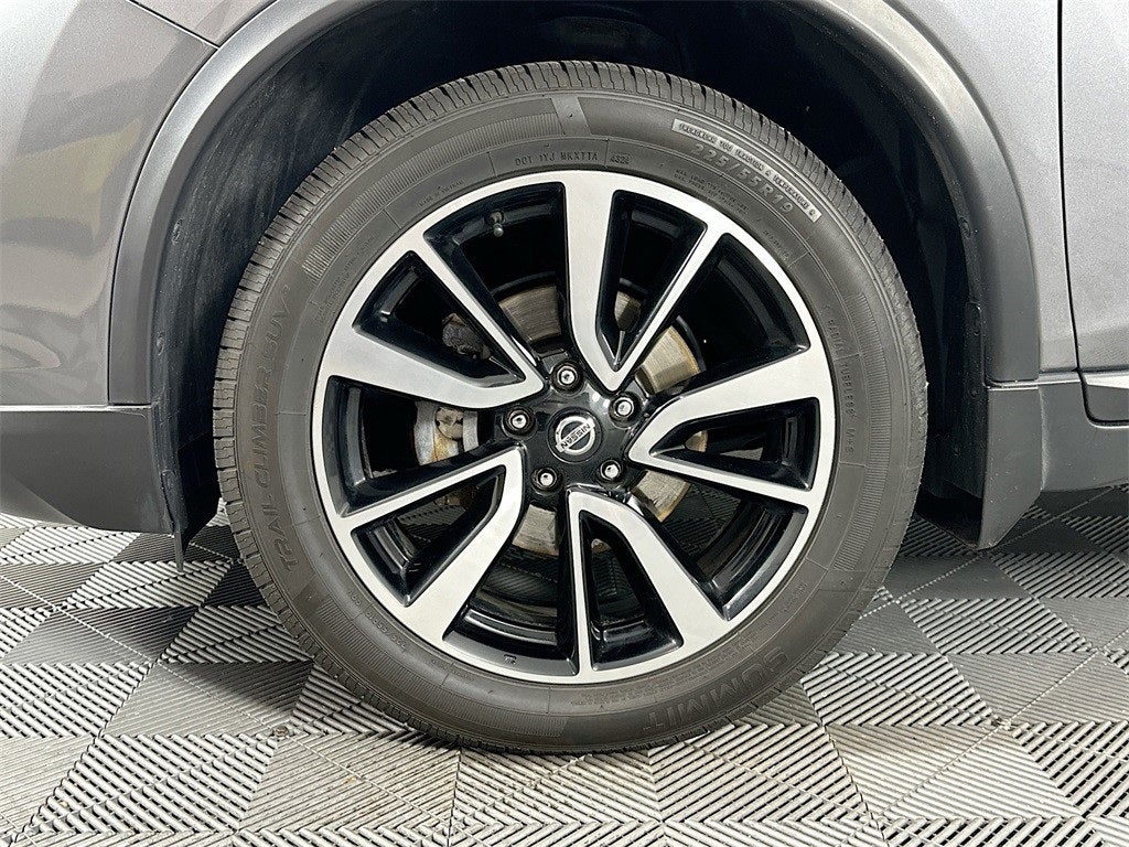 2020 Nissan Rogue SL