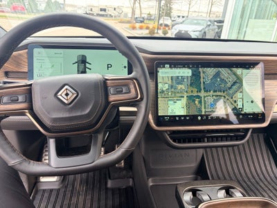 2025 Rivian R1S Ascend Tri Motor Max Pack