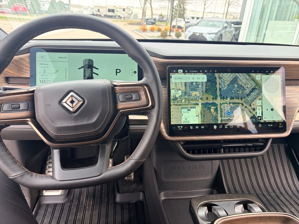 2025 Rivian R1S Ascend Tri Motor Max Pack