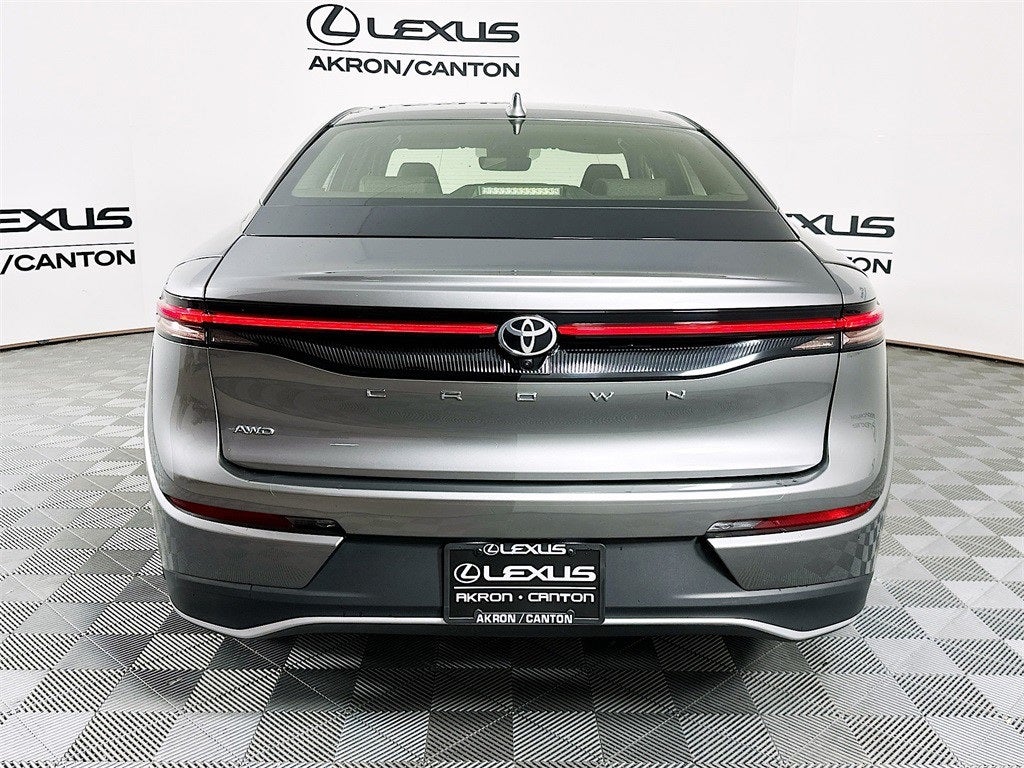 2023 Toyota Crown XLE