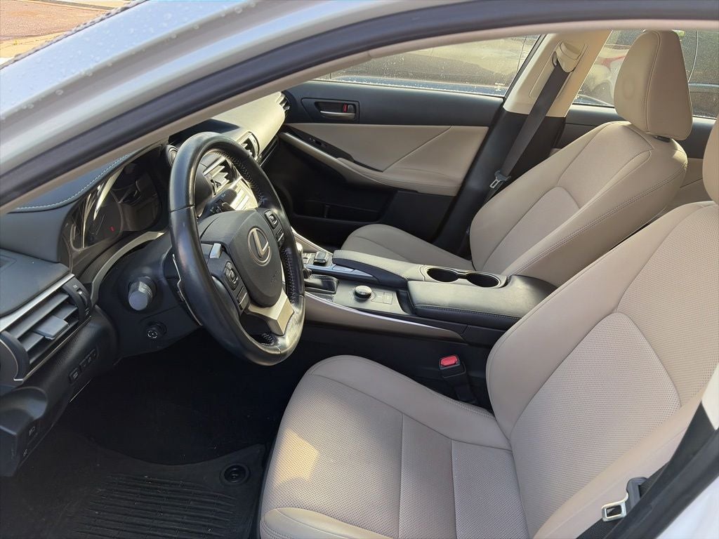 2019 Lexus IS 300 Premium