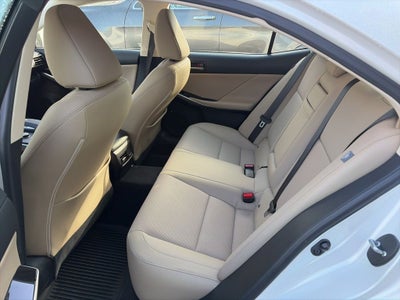2019 Lexus IS 300 Premium