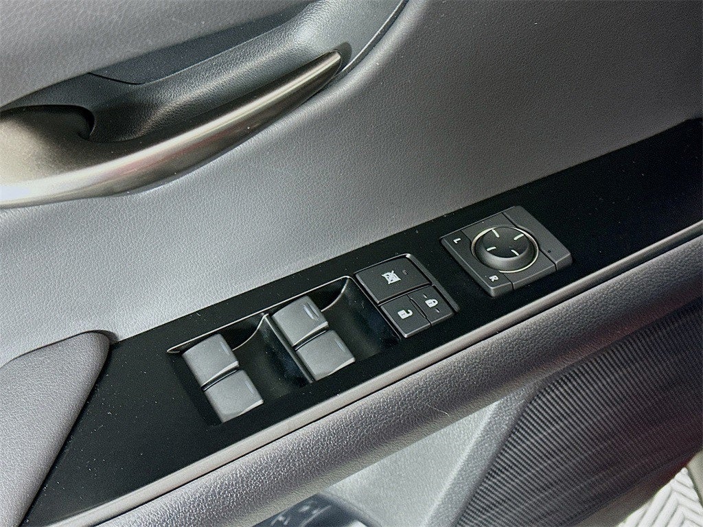 2021 Lexus UX 250h Base