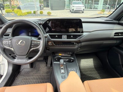 2025 Lexus UX 300h Premium