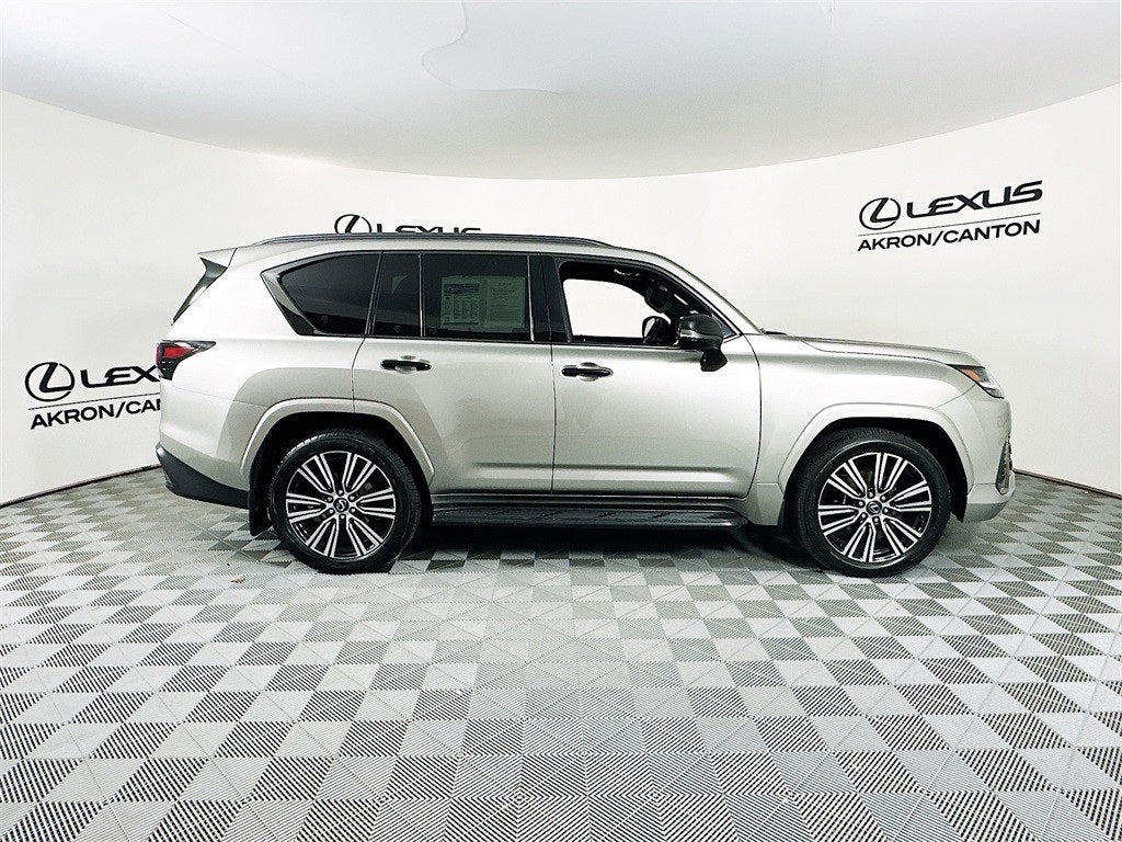 2024 Lexus LX 600 Luxury