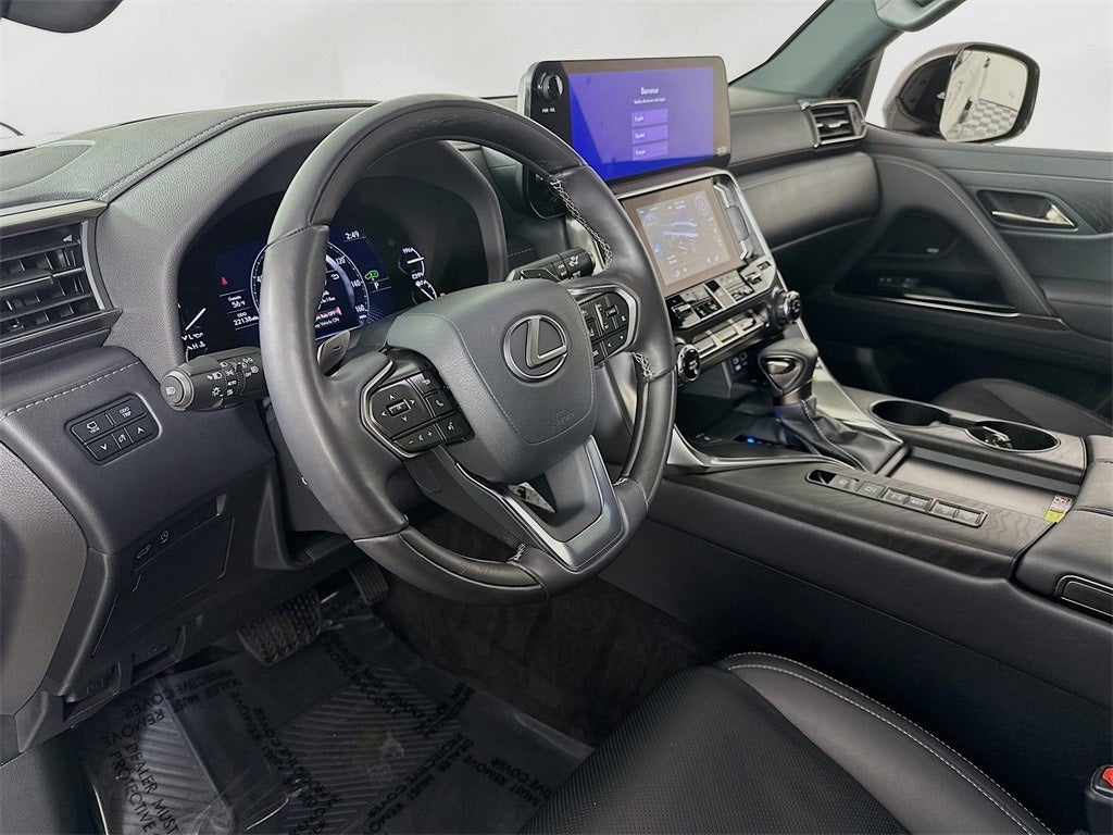 2024 Lexus LX 600 Luxury