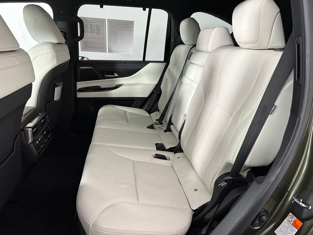 2025 Lexus LX 600 Luxury