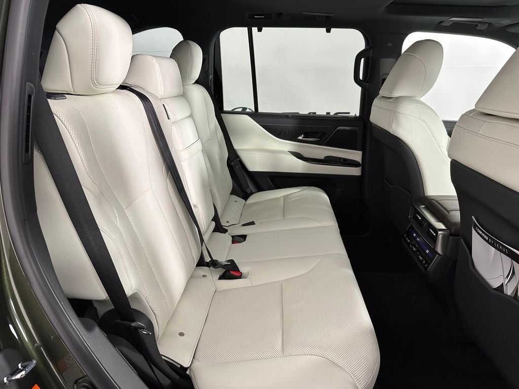 2025 Lexus LX 600 Luxury
