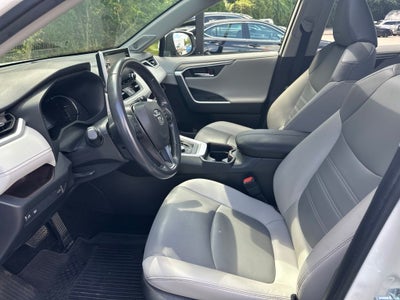 2020 Toyota RAV4 Limited