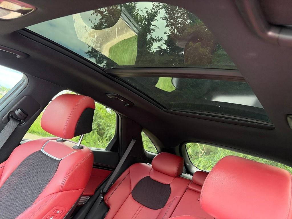 2023 Genesis GV70 2.5T