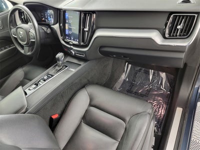 2019 Volvo XC60 T5 Momentum
