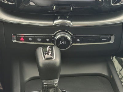 2019 Volvo XC60 T5 Momentum