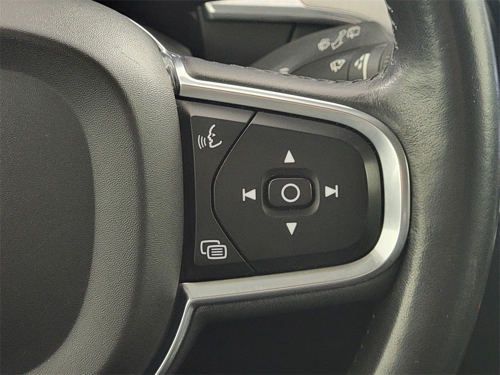 2019 Volvo XC60 T5 Momentum