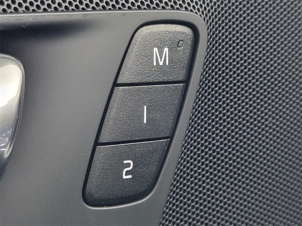 2019 Volvo XC60 T5 Momentum