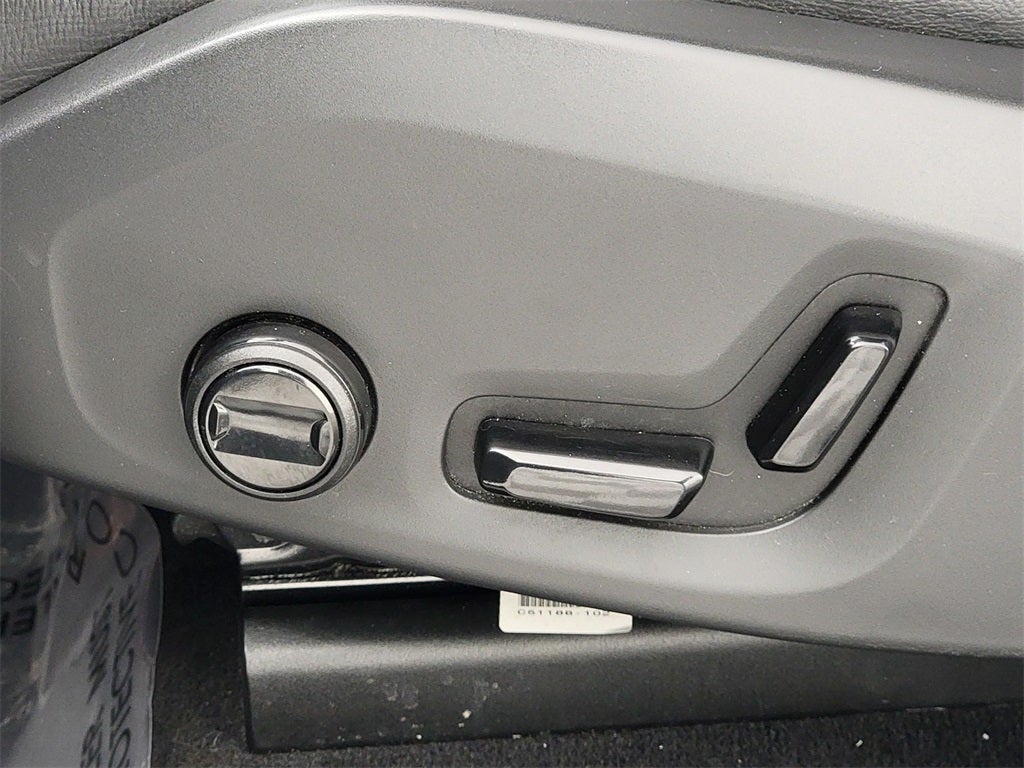 2019 Volvo XC60 T5 Momentum