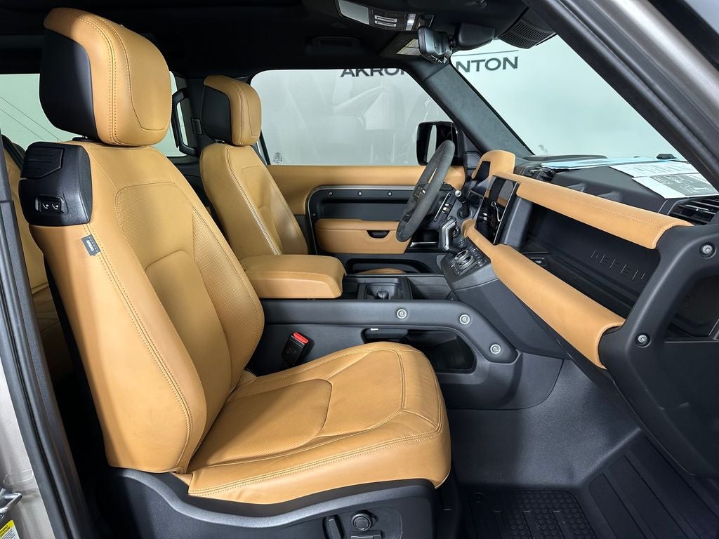 2023 Land Rover Defender 90 Carpathian Edition