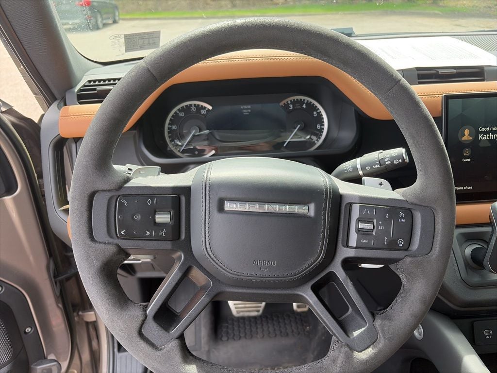 2023 Land Rover Defender 90 V8