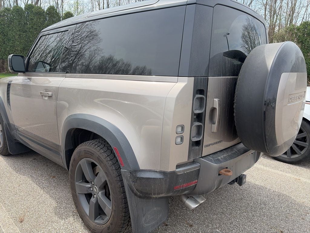 2023 Land Rover Defender 90 V8